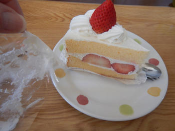 シャトレーゼ スペシャル苺ショート